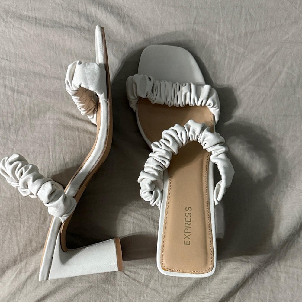 Express Ruffled White Sandals - Picture 2 of 5